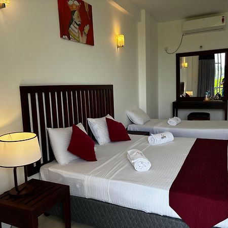Kandy Hub Guest House Exteriör bild